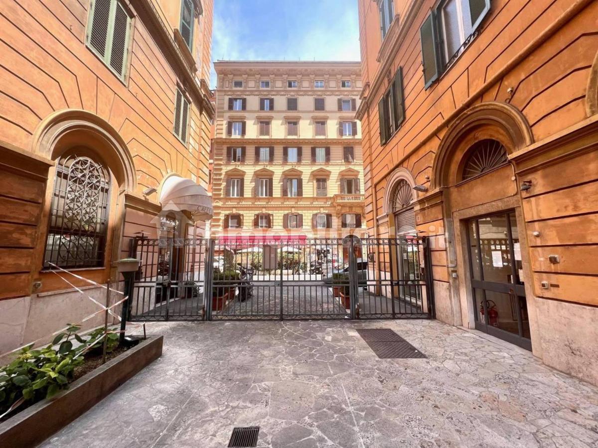 Ricettiva Risorgimento San Pietro E Musei Vaticani Рим Екстериор снимка